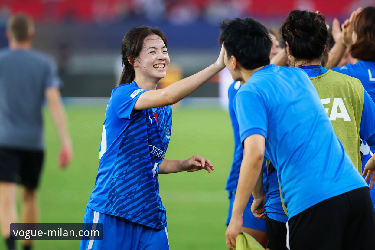 U15女单决赛：孙笑薇vs杨禹涵，两位黑马的激烈对决